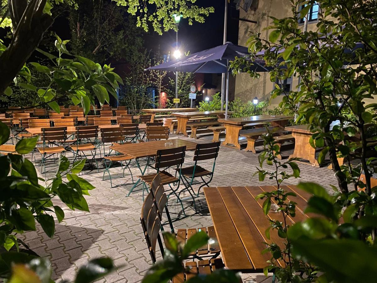 Hotel-Gasthof Zur Post 벨부르크 외부 사진