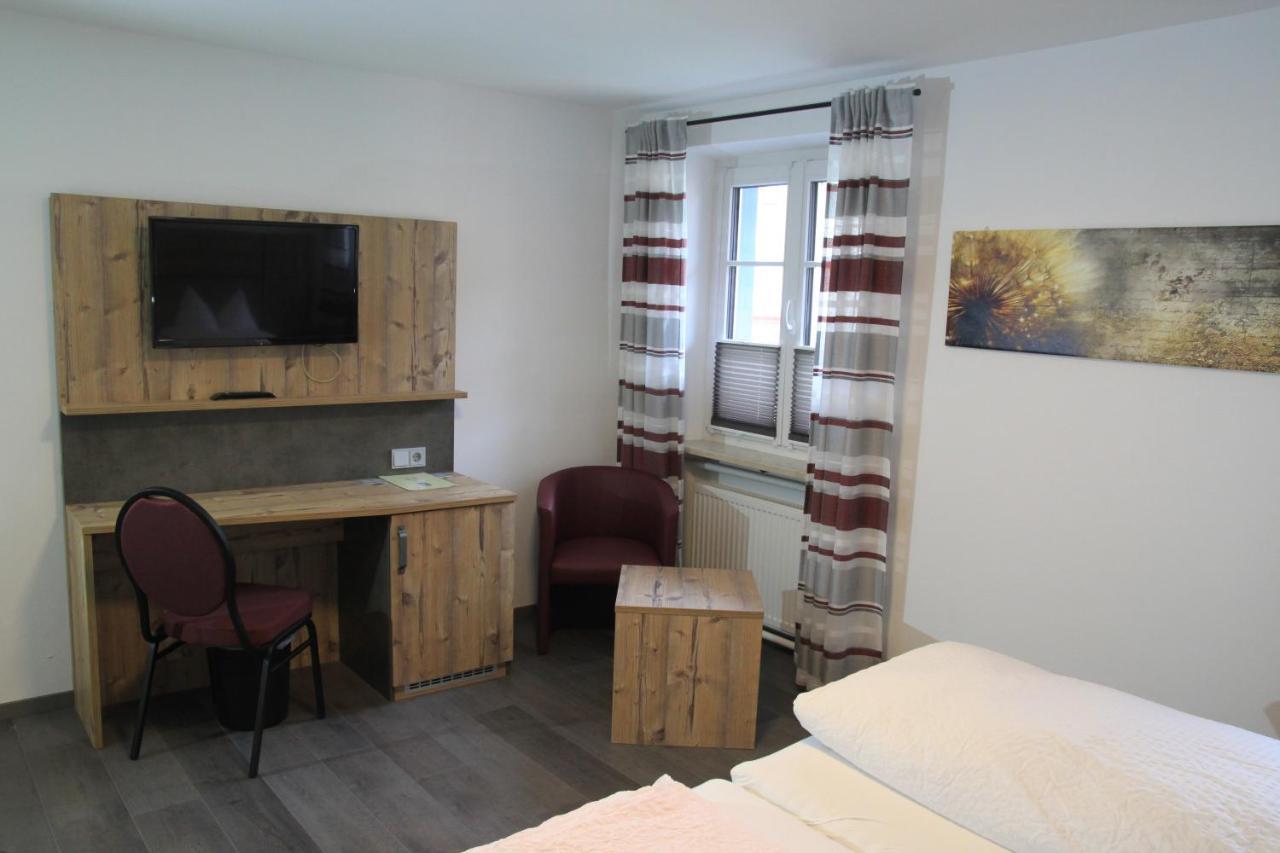 Hotel-Gasthof Zur Post 벨부르크 외부 사진