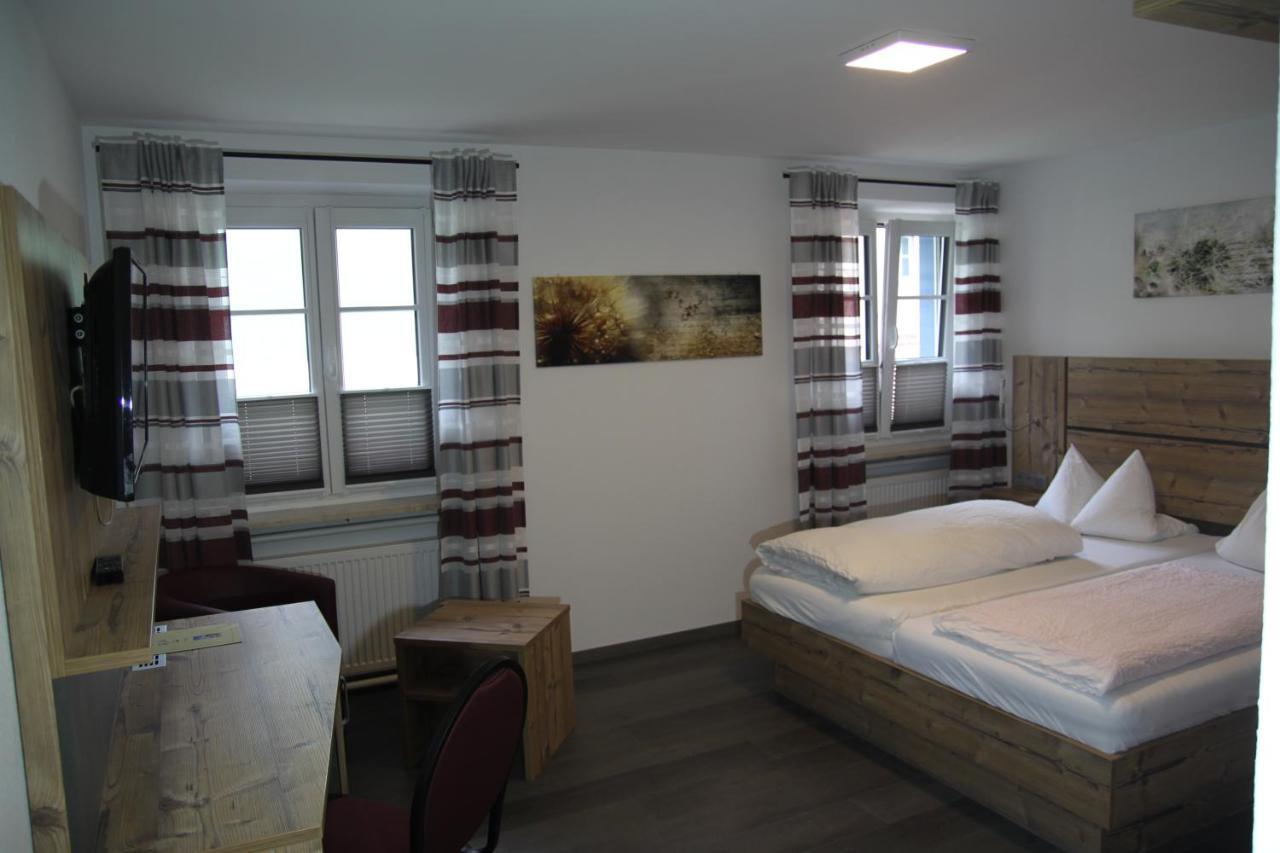 Hotel-Gasthof Zur Post 벨부르크 외부 사진