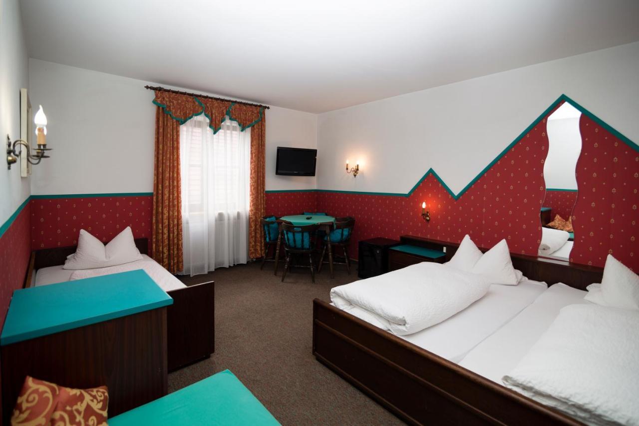 Hotel-Gasthof Zur Post 벨부르크 외부 사진