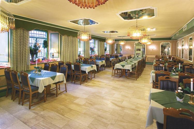Hotel-Gasthof Zur Post 벨부르크 외부 사진